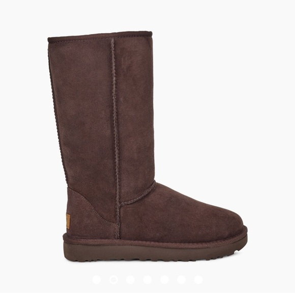 UGG Australia Classic Tall boot - Picture 2 of 9